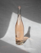 Load image into Gallery viewer, amie x: organic rosé
